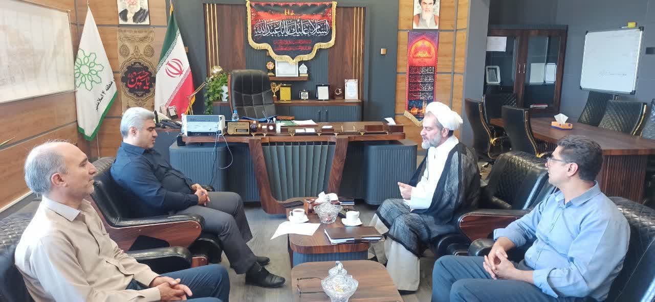 برگزاری جلسه همفکری دبیر ستاد اقامه نمازشهرستان اسلامشهر با مدیر منطقه چهار