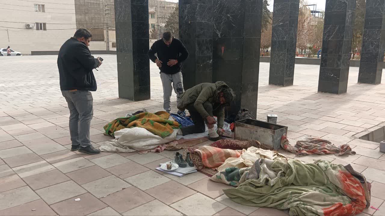 هیچ کس در سرما فراموش نمی شود / جمع آوری آسیب دیدگان اجتماعی توسط شهرداری اسلامشهر