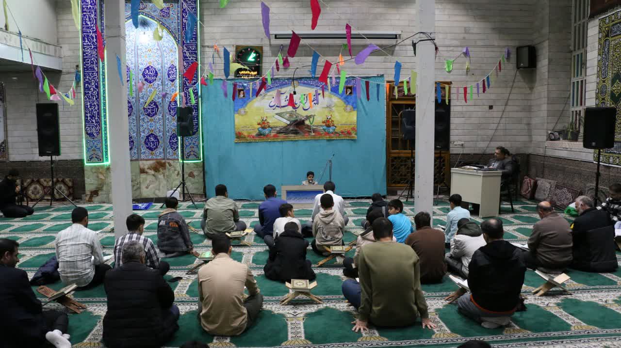 برگزاری 49 کرسی تلاوت قرآن در ایام&zwnj;الله دهه فجر در اسلامشهر