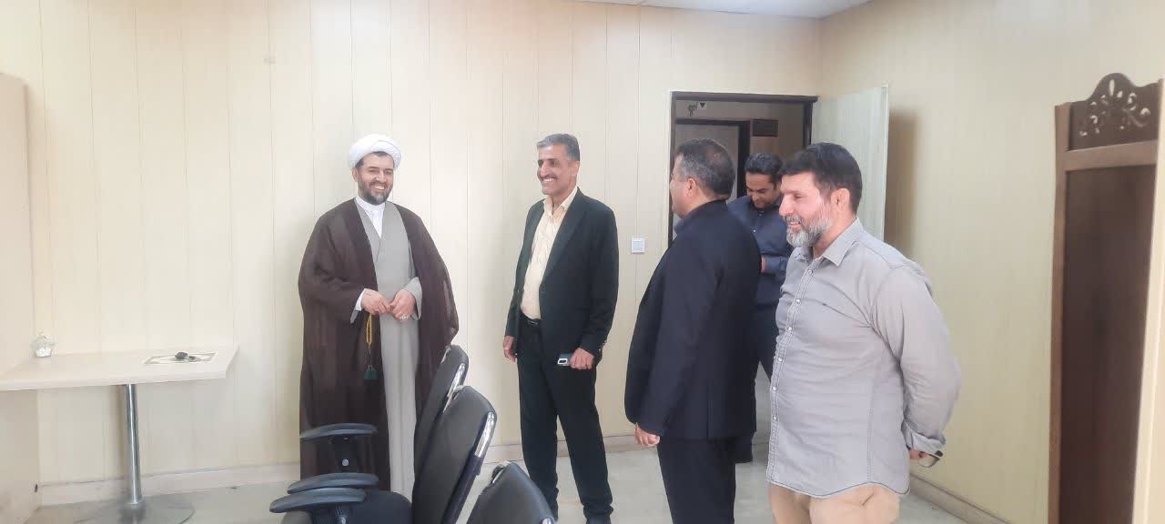 بازدید امام&zwnj; جمعه اسلامشهر از سازمان آتش&zwnj;نشانی و خدمات ایمنی