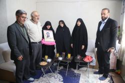 دیدار مسئولین با خانواده های معظم شهدای جنگ رمضان در اسلامشهر