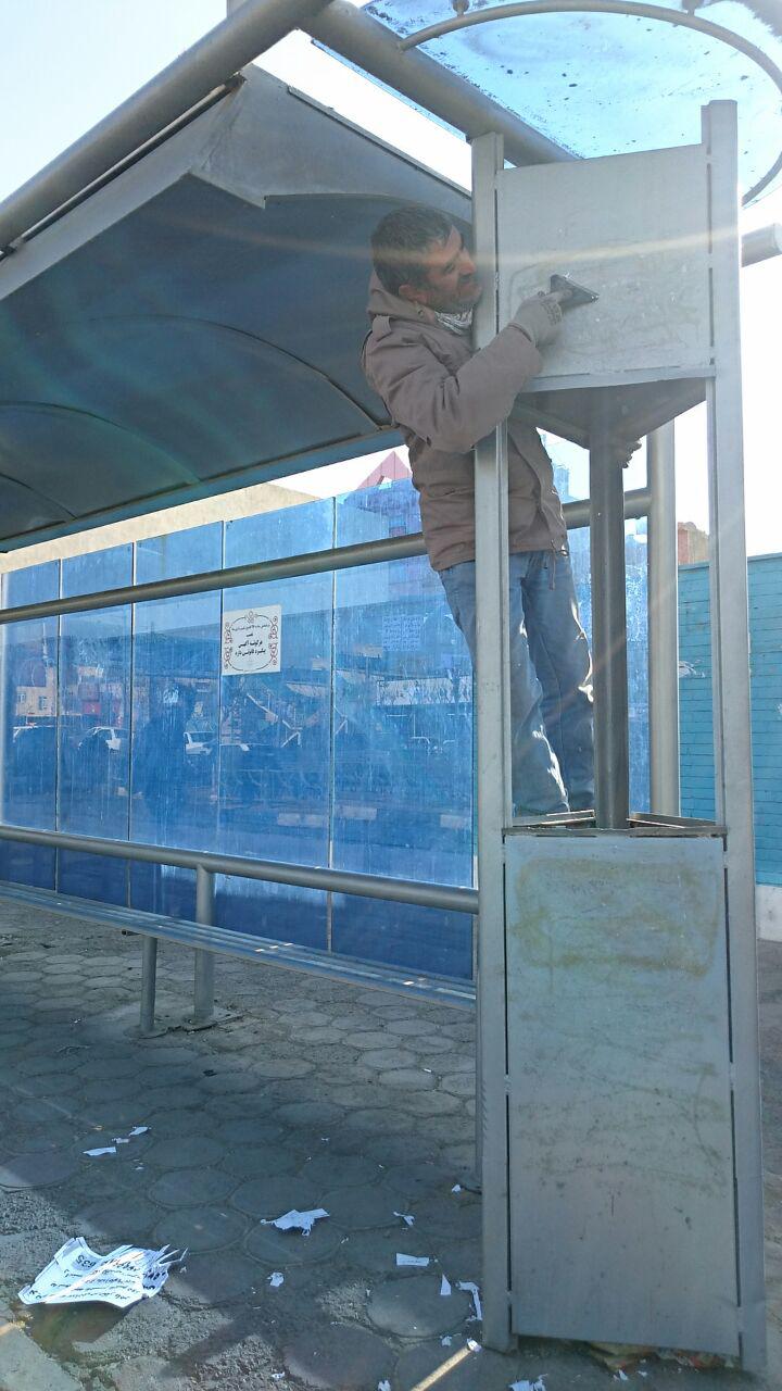 شستشو و رنگ آمیزی ایستگاههای اتوبوس سطح شهر