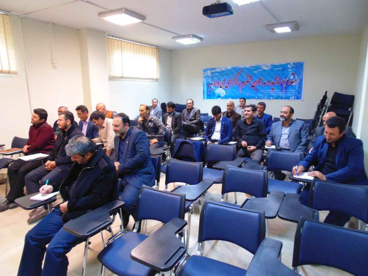 دوره آموزشی آشنایی با اصول و مبانی پدافند غیر عامل در شهرداری اسلامشهر برگزار شد.