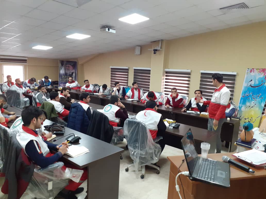 برگزاری دوره های تخصصیِ پیش بیمارستانی در ستاد مدیریت بحران شهرداری اسلامشهر