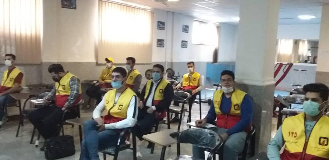 برگزاری نخستین دوره آموزشی آتش نشان داوطلب در اسلامشهر