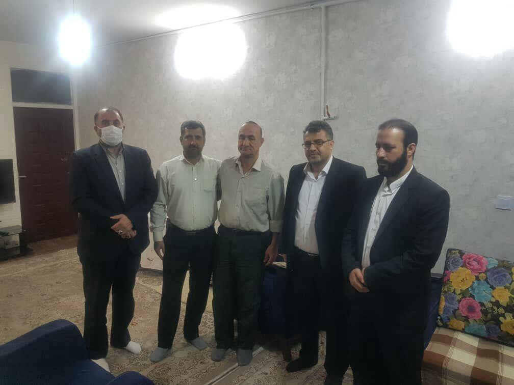 دیدار اعضای شورای اسلامی شهر با جانباز سرافراز اسلامشهری