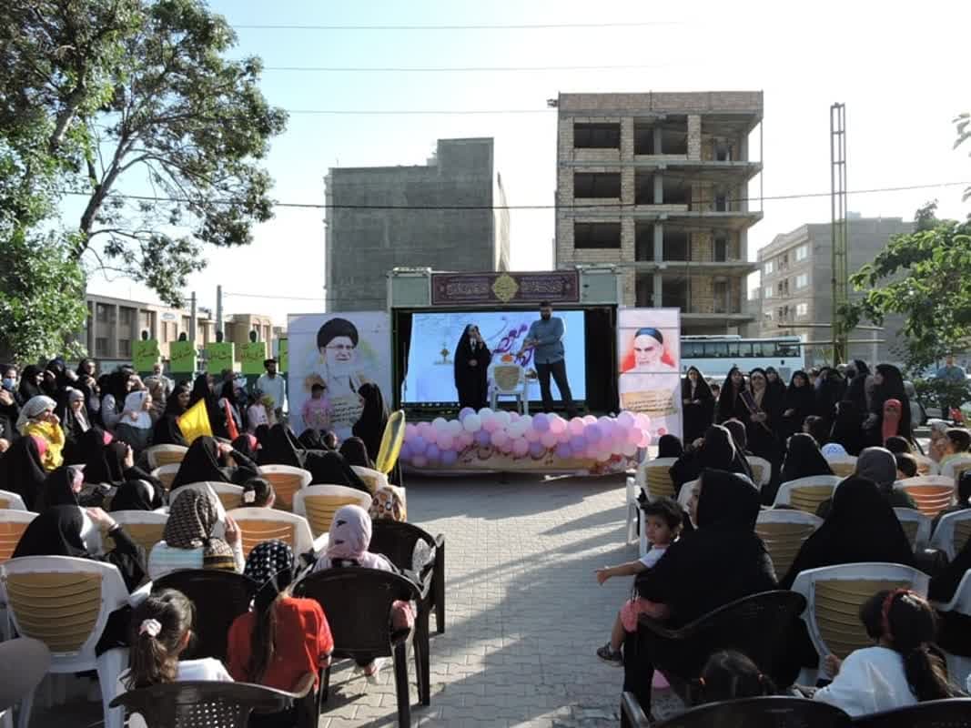اولین اجتماع بزرگ دخترانه "مثل معصومه" در بوستان توحید منطقه یک اسلامشهر