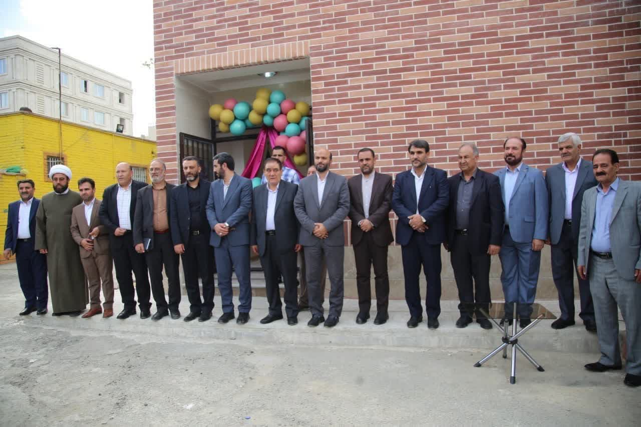 برگزاری آئین بهره برداری و خشت گذاری هفت مدرسه و یک سالن ورزشی جدید و مقاوم سازی دو مدرسه دیگر در اسلامشهر