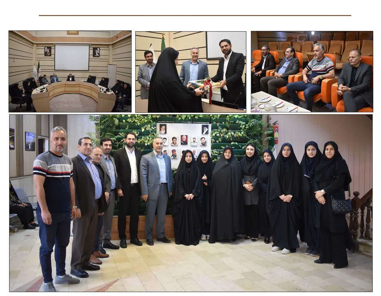 دیدار اعضای شورای دانش آموزی اسلامشهر با رئیس و اعضای شورای اسلامی شهر اسلامشهر