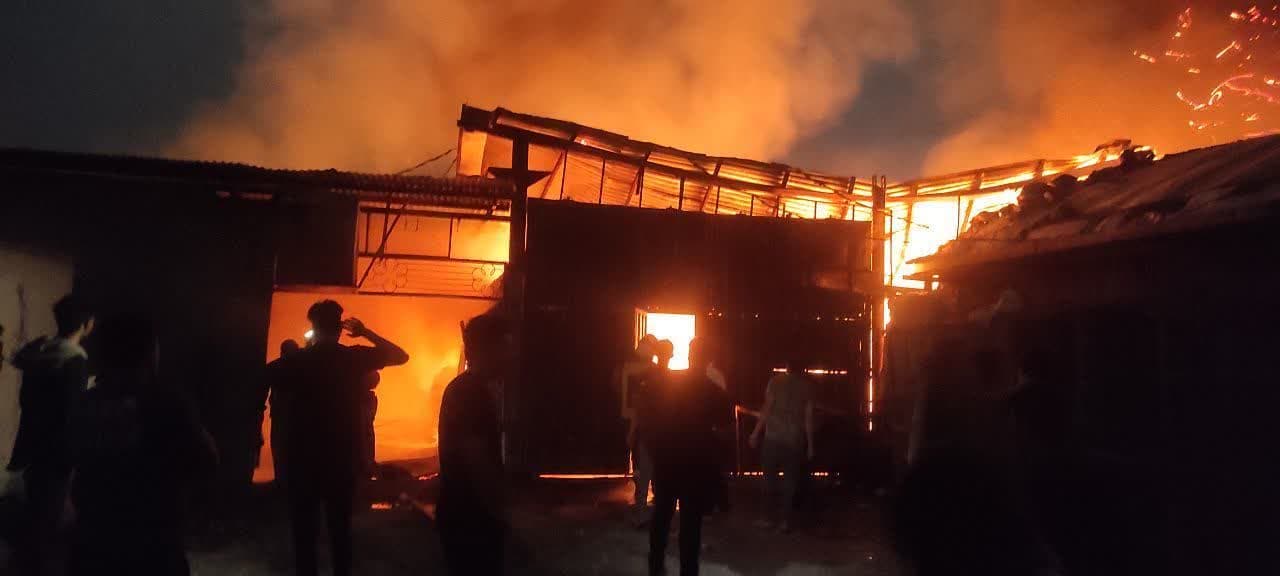 اطفا حریق سنگین توسط آتش نشانان اسلامشهری