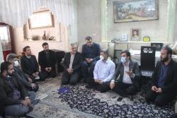 دیدار اعضای شورای اسلامی شهر با خانواده شهید ابراهیم محمدی راهب