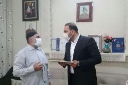 دیدار سرپرست شهرداری با خانواده ی شهید محمدرضا نیکخواه