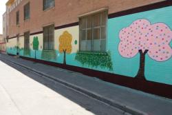 طراحی وزیباسازی دیوارهای مدرسه شهید جواد سرافراز خیابان 20متری امام خمینی (ره) منطقه یک انجام شد.