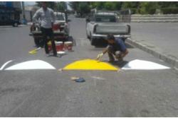 اجرای پروژه رنگ آمیزی سرعت کاه ها در نقاط مختلف سطح شهر