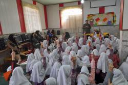 برگزاری کلاس های آموزشی مدیریت پسماند در سطح مدارس اسلامشهر