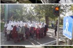 آموزش فرهنگ ترافیک به دانش آموزان دبستان دخترانه شهید غلامعلی رفیعی شاطره